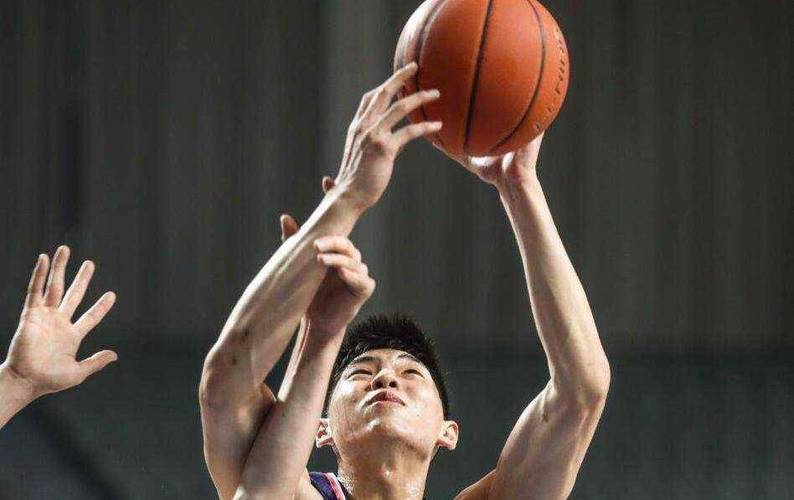 完爆北京+碾压广厦！崔永熙复出时间正式曝光，保送广东进总决赛