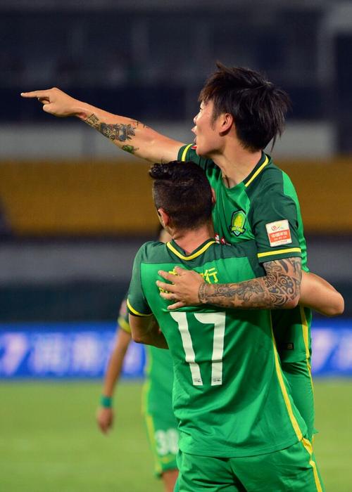 媒体人谈京沪大战：陈晋一缺席东亚杯末战能理解，京沪大战太重要