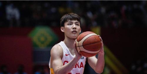 完成心愿！迪亚洛助一臂之力徐杰单臂劈扣得手！