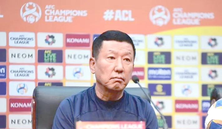 媒体人：崔康熙暂时不会下课，至少对浙江继续由他带领备战和指挥