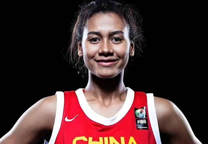 突然哑火！中国U19女篮连续打铁失误葡萄牙轰出120进攻高潮