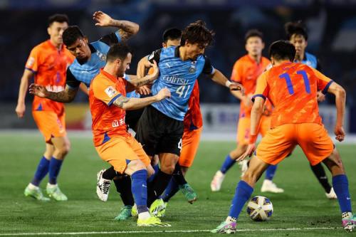 没有VAR...海港、泰山接连在亚冠附加赛被进越位球