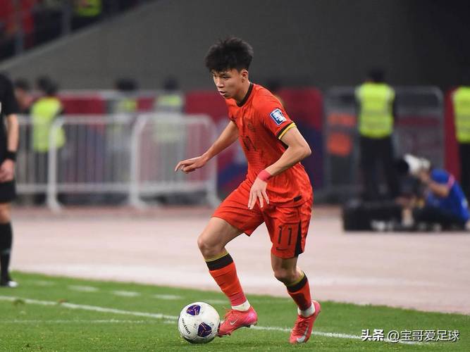 媒体人：王钰栋蒯纪闻几个年轻人可以接班不建议久帅任国足主帅