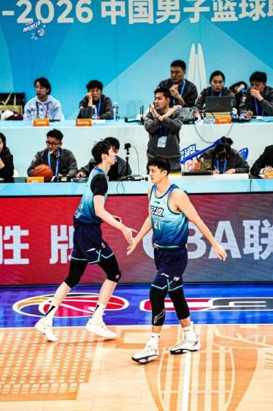 体育早餐1.30宁波男篮创造历史首胜辽篮阿迪达斯预计2025年销售额将创新高