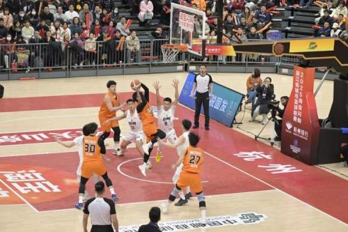 媒体人：浙江队19轮丢了35球，想更进一步得认真练练防守了