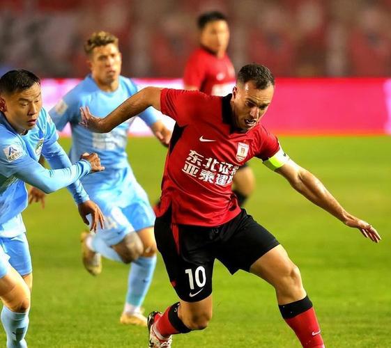媒体人：足协当务之急是归化塞鸟奥斯卡，国足进攻会提升一个级别