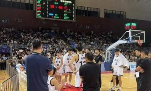 天差地别！媒体曝光辽篮主场上座率大幅度下滑球迷很现实