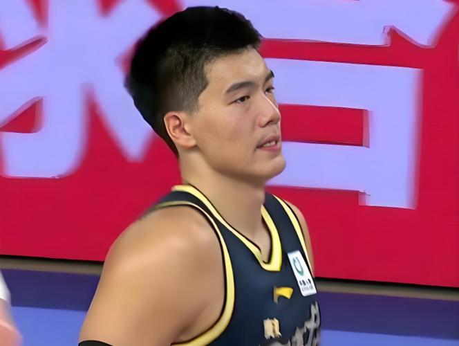 输给江苏1分！揪出3大“废柴”，坑了广东队